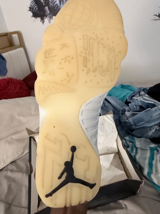 Air Jordan’s main image 12